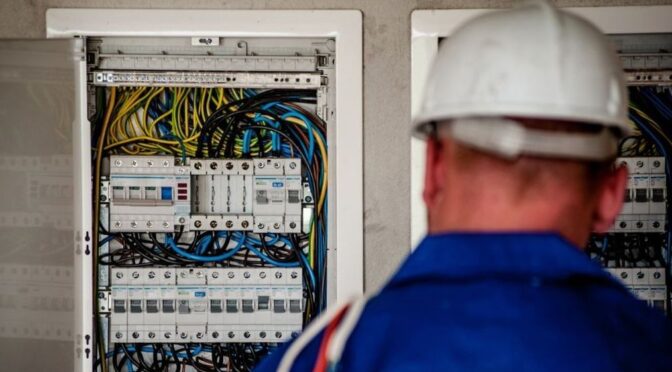 На Закарпатті уникнуть погодинні відключення електроенергії 14 лютого