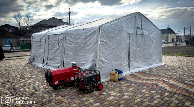 Одеські волонтери надають підтримку мешканцям під час зимових перебоїв