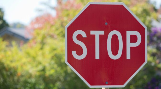 Забезпечення безпеки на залізничних переїздах Ужгорода: Зміни в роботі світлофорів