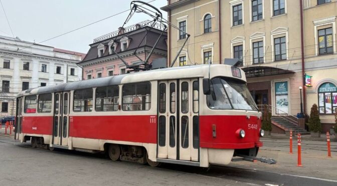 На правому березі Києва запускають електротранспорт