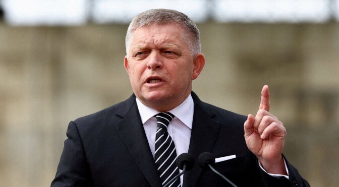 Словацька Загроза: Фіцо Припиняє Енергетичну Допомогу Україні