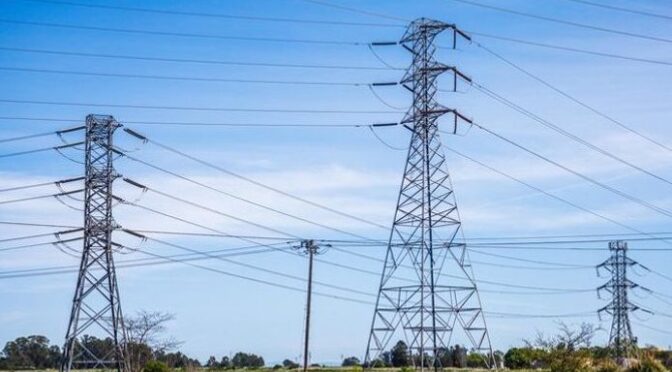 Погодний графік погодинних відключень електроенергії на Полтавщині 13 березня