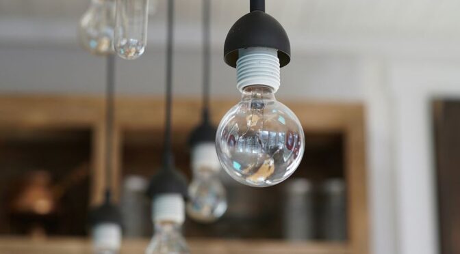 Тривалі відключення електроенергії на Чернігівщині у лютому 2026 року