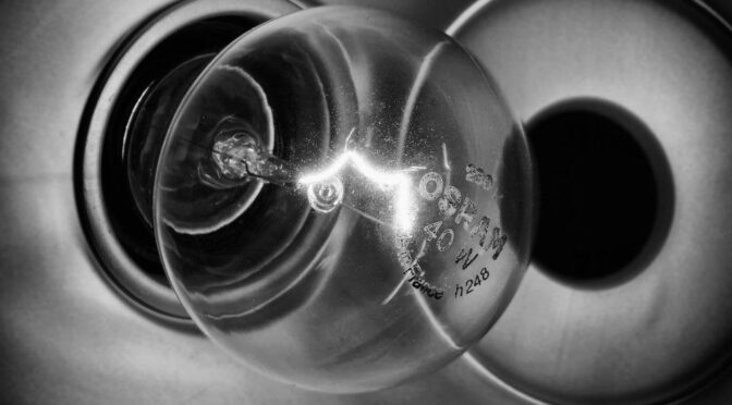 Житомирщина: Графік погодинних відключень електроенергії затверджено Укренерго