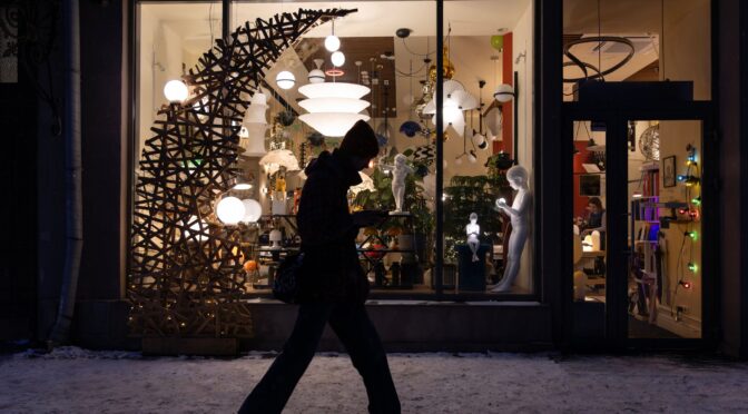 ДТЕК опублікував графіки знеструмлень для Київщини на 6 березня