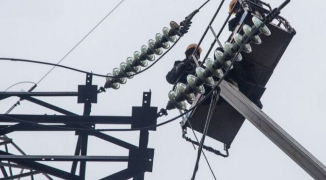 Запоріжжяобленерго відновило електропостачання для 47 тисяч споживачів після обстрілу