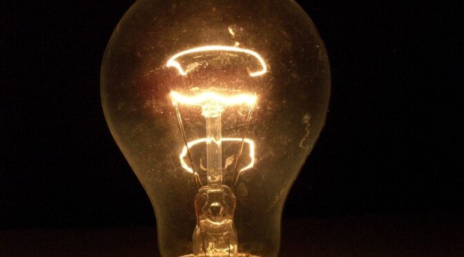 Графік відключень електроенергії на Житомирщині 10 квітня