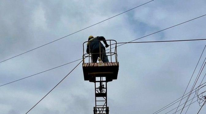 У всіх районах Херсона можливі часткові знеструмлення через пошкодження енергоінфраструктури